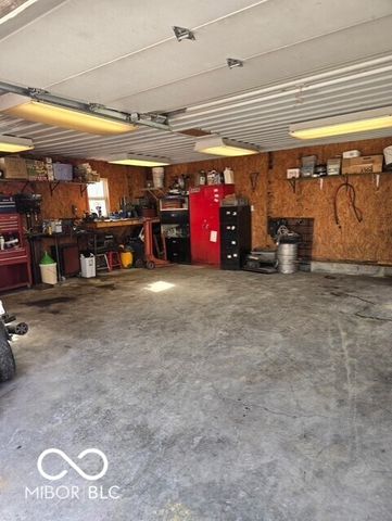 5671 E 350 S, Waldron, IN 46182