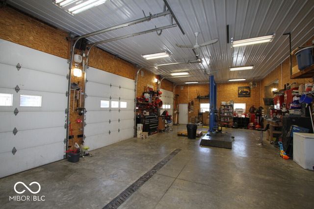 5671 E 350 S, Waldron, IN 46182