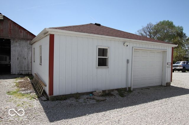 5671 E 350 S, Waldron, IN 46182