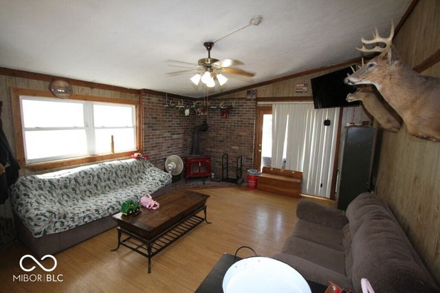 5671 E 350 S, Waldron, IN 46182