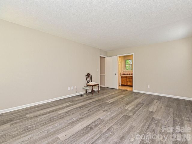 11200 Walking Horse Lane, Charlotte, NC 28215