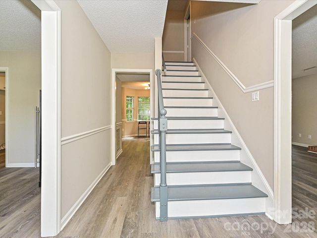 11200 Walking Horse Lane, Charlotte, NC 28215