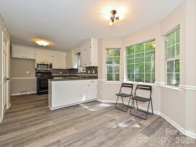 11200 Walking Horse Lane, Charlotte, NC 28215