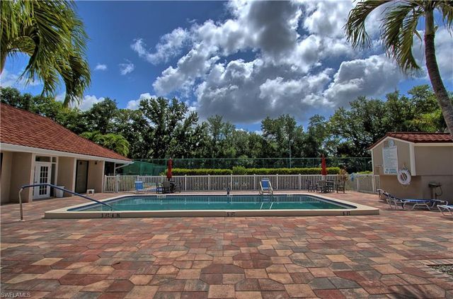9627 Eaton Gardens LN 101, Fort Myers, FL 33919