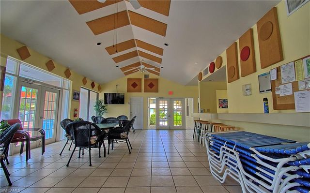 9627 Eaton Gardens LN 101, Fort Myers, FL 33919