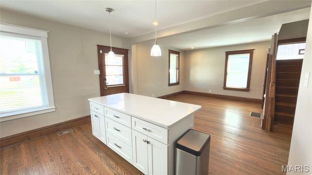 5323 Bischoff Avenue, St Louis, MO 63110