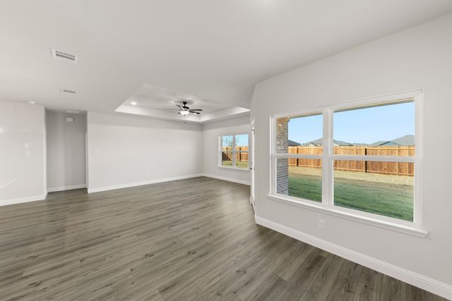 218 Briarwood Drive, Nevada, TX 75173