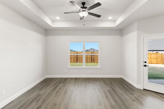 218 Briarwood Drive, Nevada, TX 75173