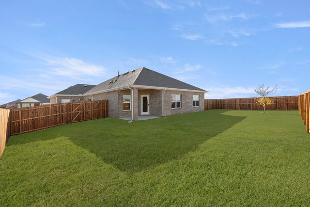 218 Briarwood Drive, Nevada, TX 75173