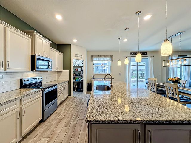 2323 NUTHATCH STREET, St Cloud, FL 34771