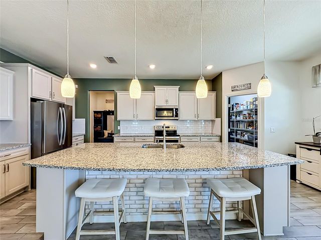 2323 NUTHATCH STREET, St Cloud, FL 34771