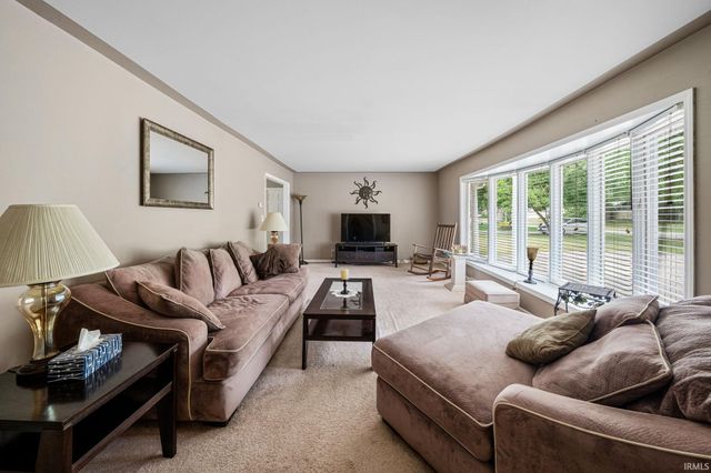 15669 Hearthstone Drive, Mishawaka, IN 46545