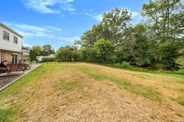 15669 Hearthstone Drive, Mishawaka, IN 46545