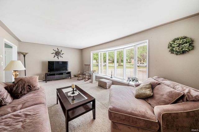 15669 Hearthstone Drive, Mishawaka, IN 46545