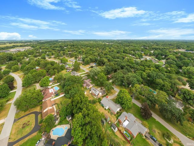 15669 Hearthstone Drive, Mishawaka, IN 46545