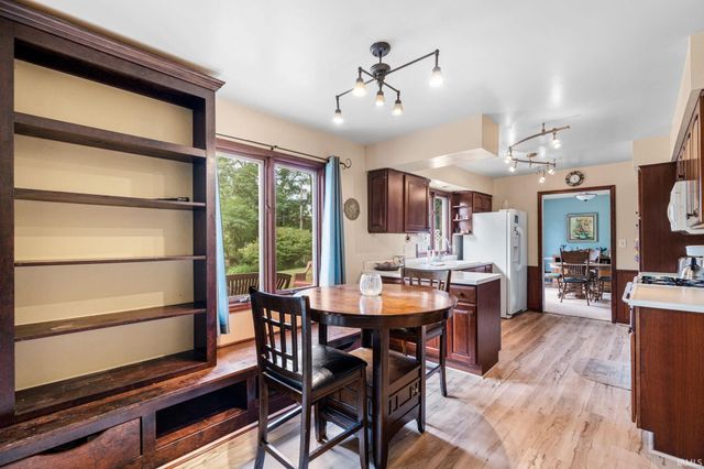 15669 Hearthstone Drive, Mishawaka, IN 46545