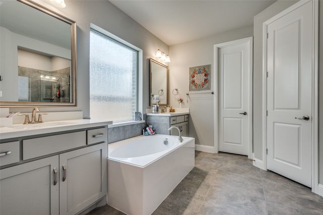 5212 Bradford Green Trail, Flower Mound, TX 75028