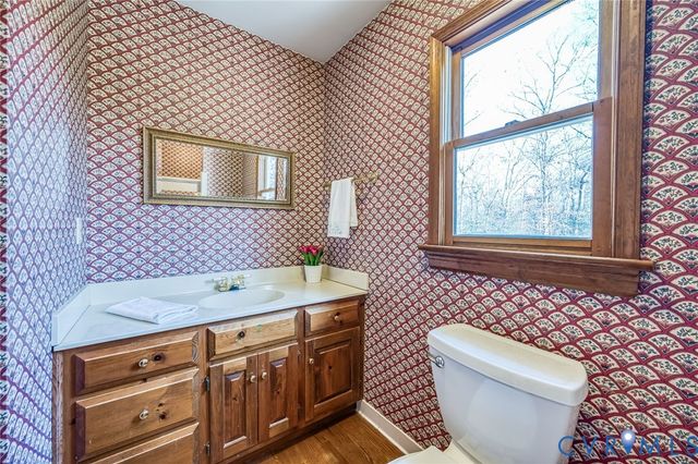 5301 Krag Rd, Chester, VA 23831