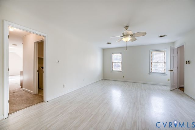 5301 Krag Rd, Chester, VA 23831