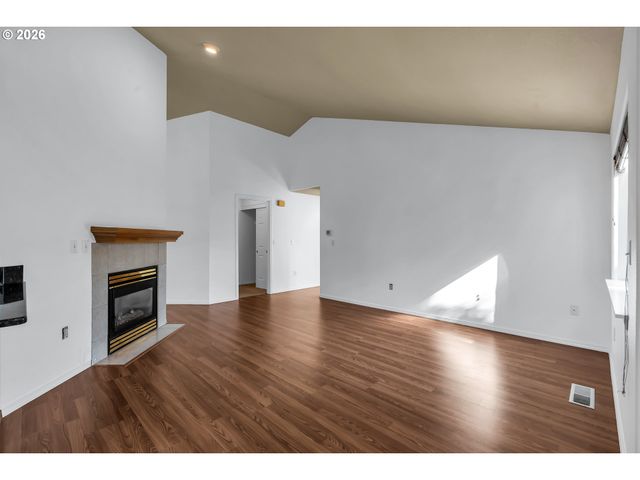 15054 PEBBLE BEACH Dr, Oregon City, OR 97045