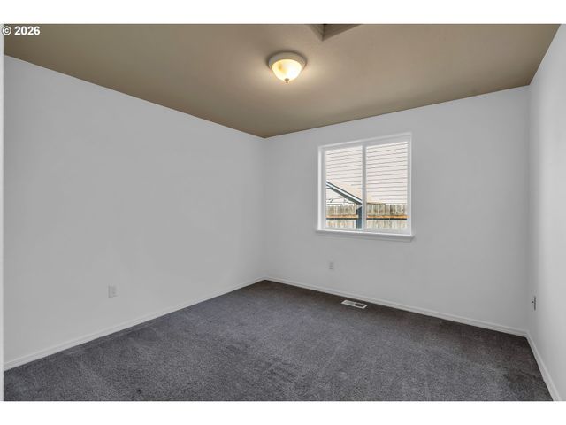 15054 PEBBLE BEACH Dr, Oregon City, OR 97045