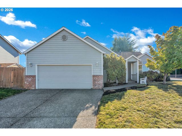 15054 PEBBLE BEACH Dr, Oregon City, OR 97045