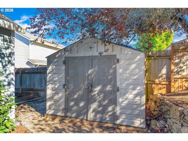 15054 PEBBLE BEACH Dr, Oregon City, OR 97045