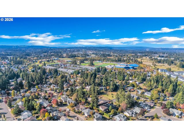 15054 PEBBLE BEACH Dr, Oregon City, OR 97045