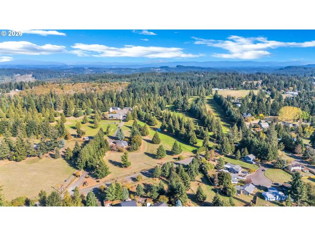 15054 PEBBLE BEACH Dr, Oregon City, OR 97045