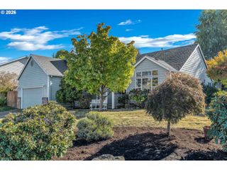 15054 PEBBLE BEACH Dr, Oregon City, OR 97045