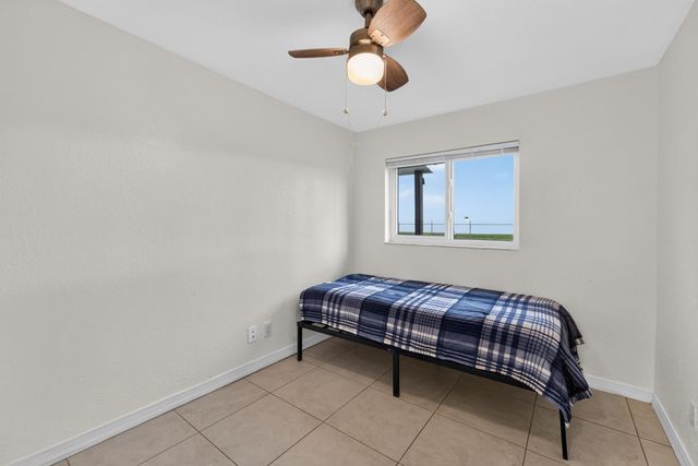 5900 Atlanta Street, Hollywood, FL 33021