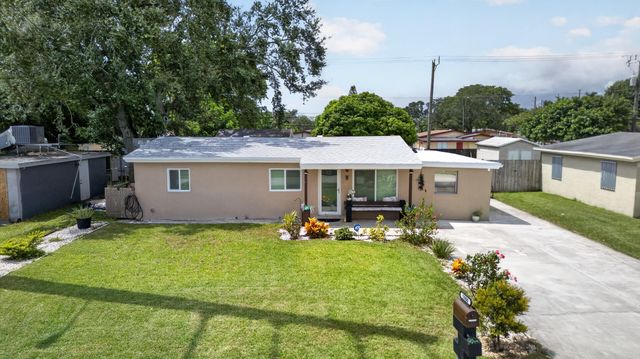 5900 Atlanta Street, Hollywood, FL 33021