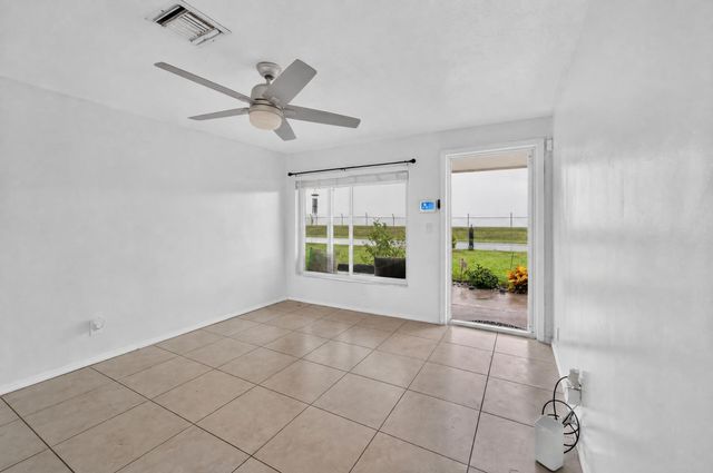 5900 Atlanta Street, Hollywood, FL 33021