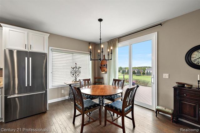 584 Overlook Drive, Oxford, MI 48371