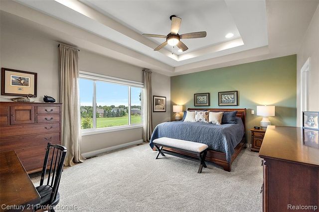 584 Overlook Drive, Oxford, MI 48371