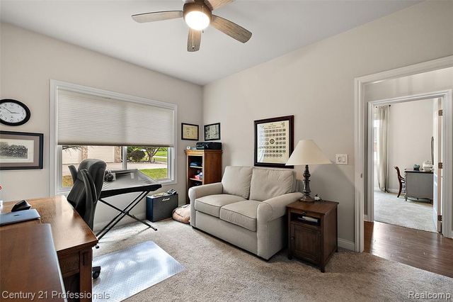 584 Overlook Drive, Oxford, MI 48371