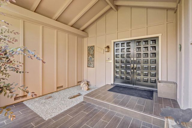 817 Commons Dr, Sacramento, CA 95825