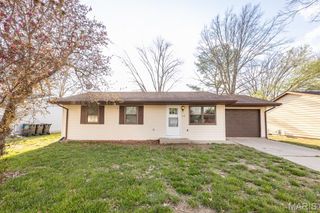 713 Beebe Drive, Mascoutah, IL 62258