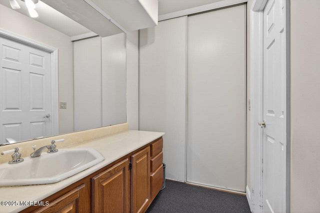 1247B Thornbury Lane, Manchester, NJ 08759