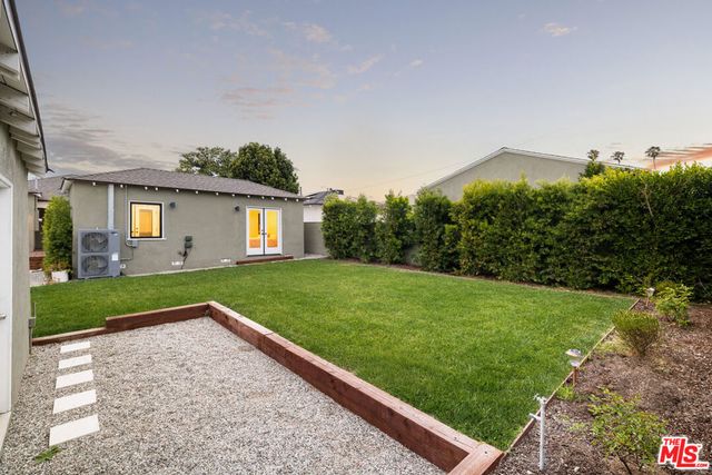 5736 Eileen Avenue, Los Angeles, CA 90043