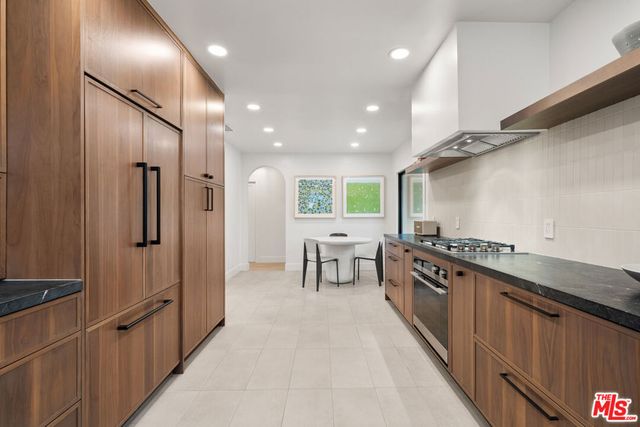 5736 Eileen Avenue, Los Angeles, CA 90043
