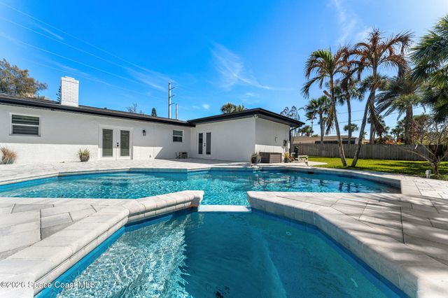 300 Oak Street, Melbourne Beach, FL 32951