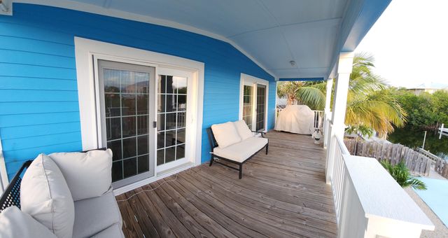 27350 Barbados Lane, Ramrod Key, FL 33042