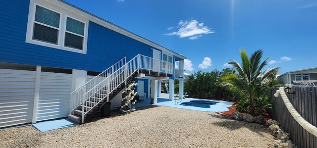 27350 Barbados Lane, Ramrod Key, FL 33042