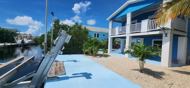 27350 Barbados Lane, Ramrod Key, FL 33042