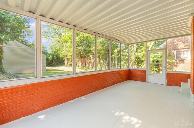 1337 Shepherd Lane, Lincoln Heights, OH 45215