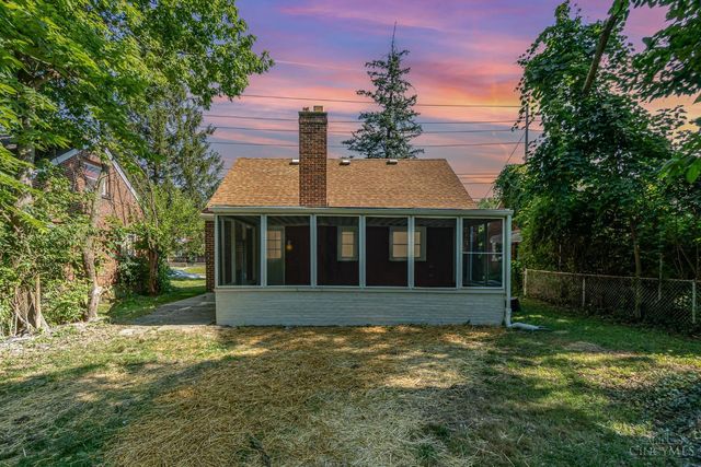 1337 Shepherd Lane, Lincoln Heights, OH 45215