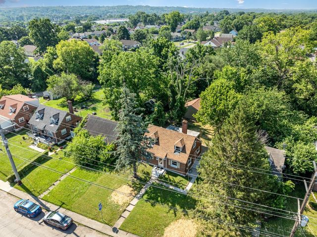 1337 Shepherd Lane, Lincoln Heights, OH 45215