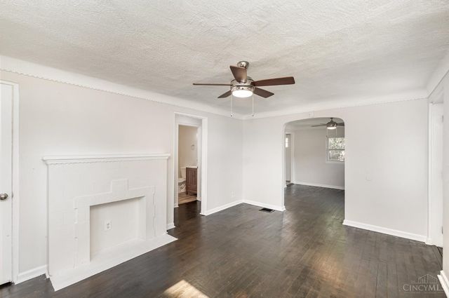 1337 Shepherd Lane, Lincoln Heights, OH 45215