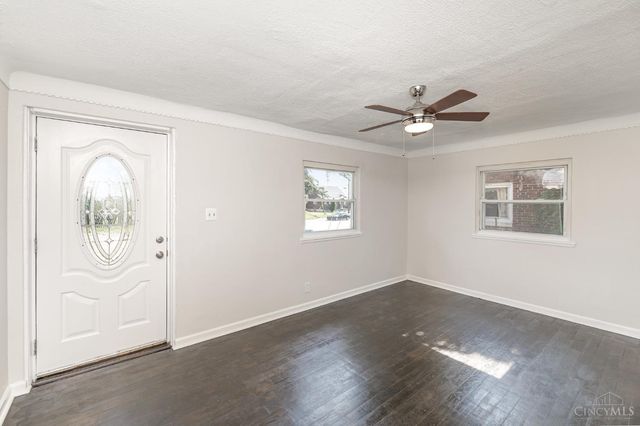1337 Shepherd Lane, Lincoln Heights, OH 45215